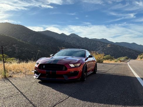 Used 2020 Ford Mustang Shelby GT350 w/ Technology Package RWD image 6
