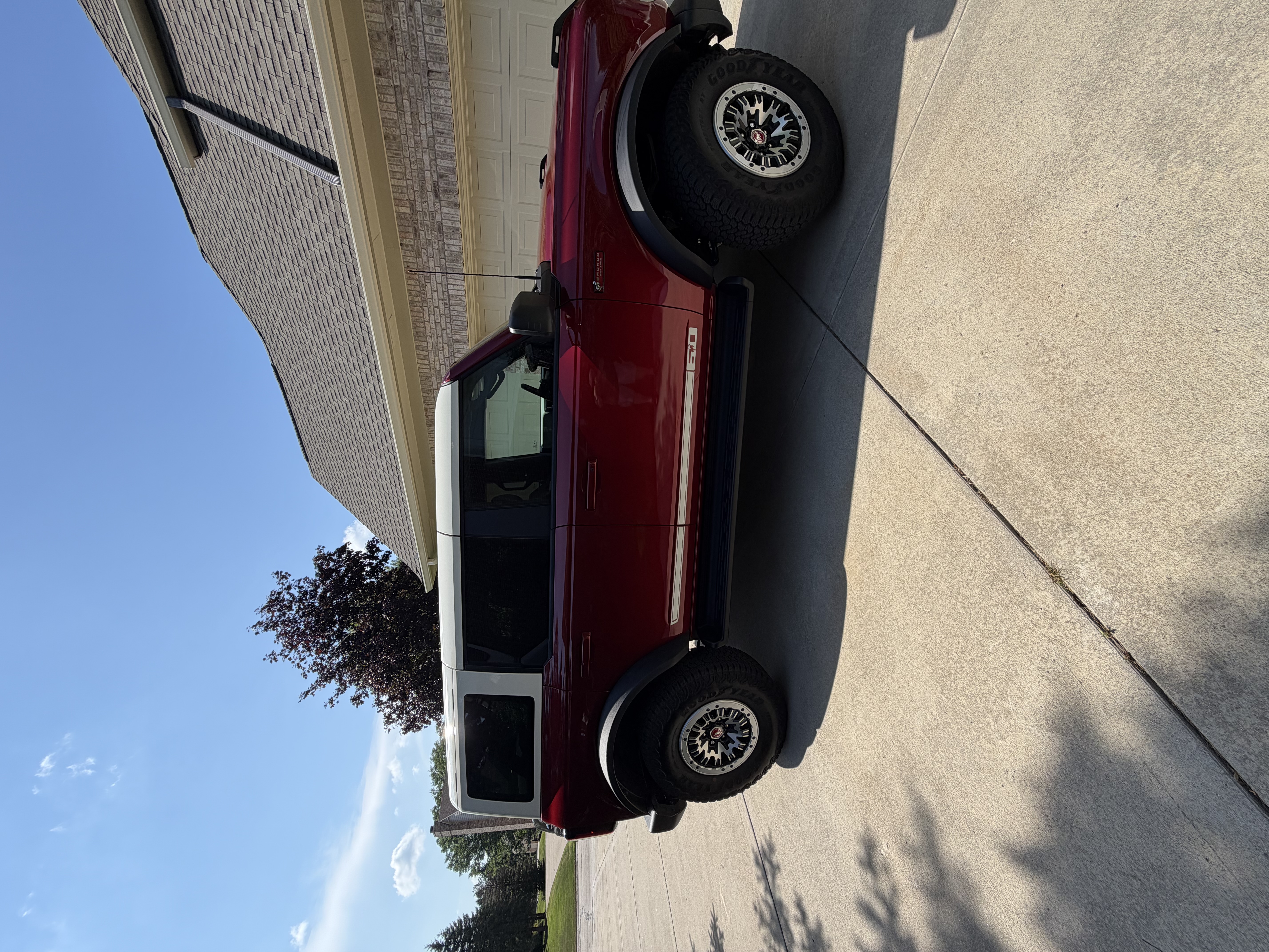 Used 2026 Ford Bronco Outer Banks w/ Sasquatch Package AWD/4WD image 6