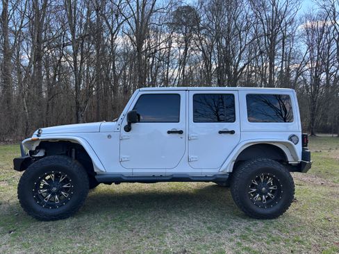 Used 2014 Jeep Wrangler Unlimited Sport w/ Quick Order Package 24S image 7