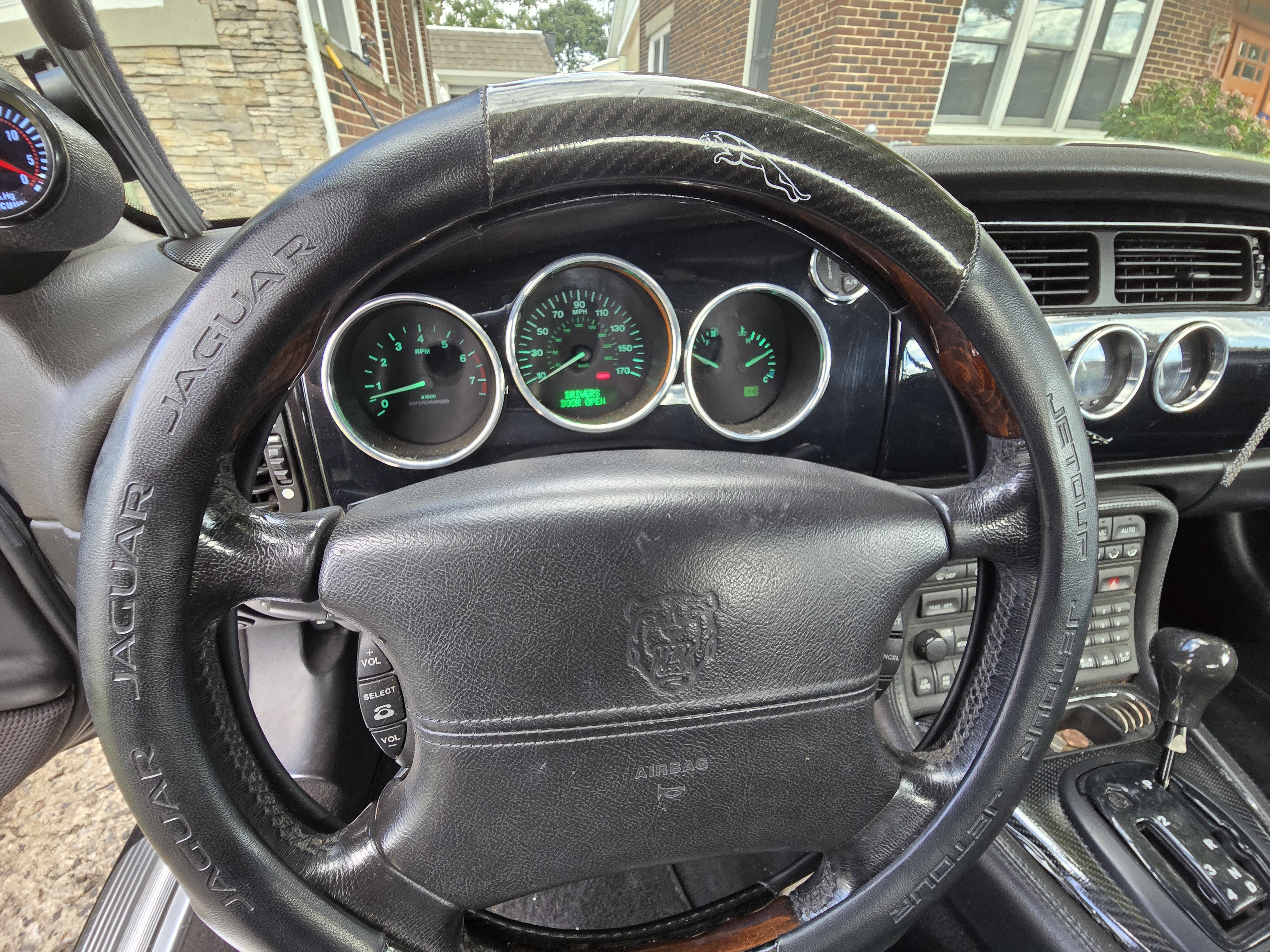 Used 2001 Jaguar XKR Convertible RWD image 8