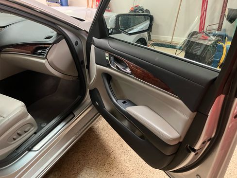 Used 2015 Cadillac CTS Luxury image 11