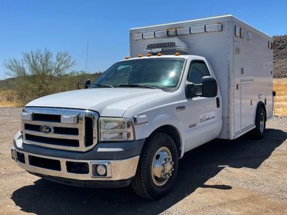 Used 2006 Ford F350 2WD Regular Cab DRW Super Duty