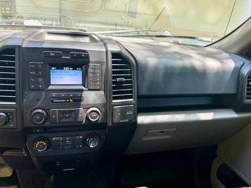 Used 2018 Ford F150 XL w/ Equipment Group 101A Mid AWD/4WD image 11
