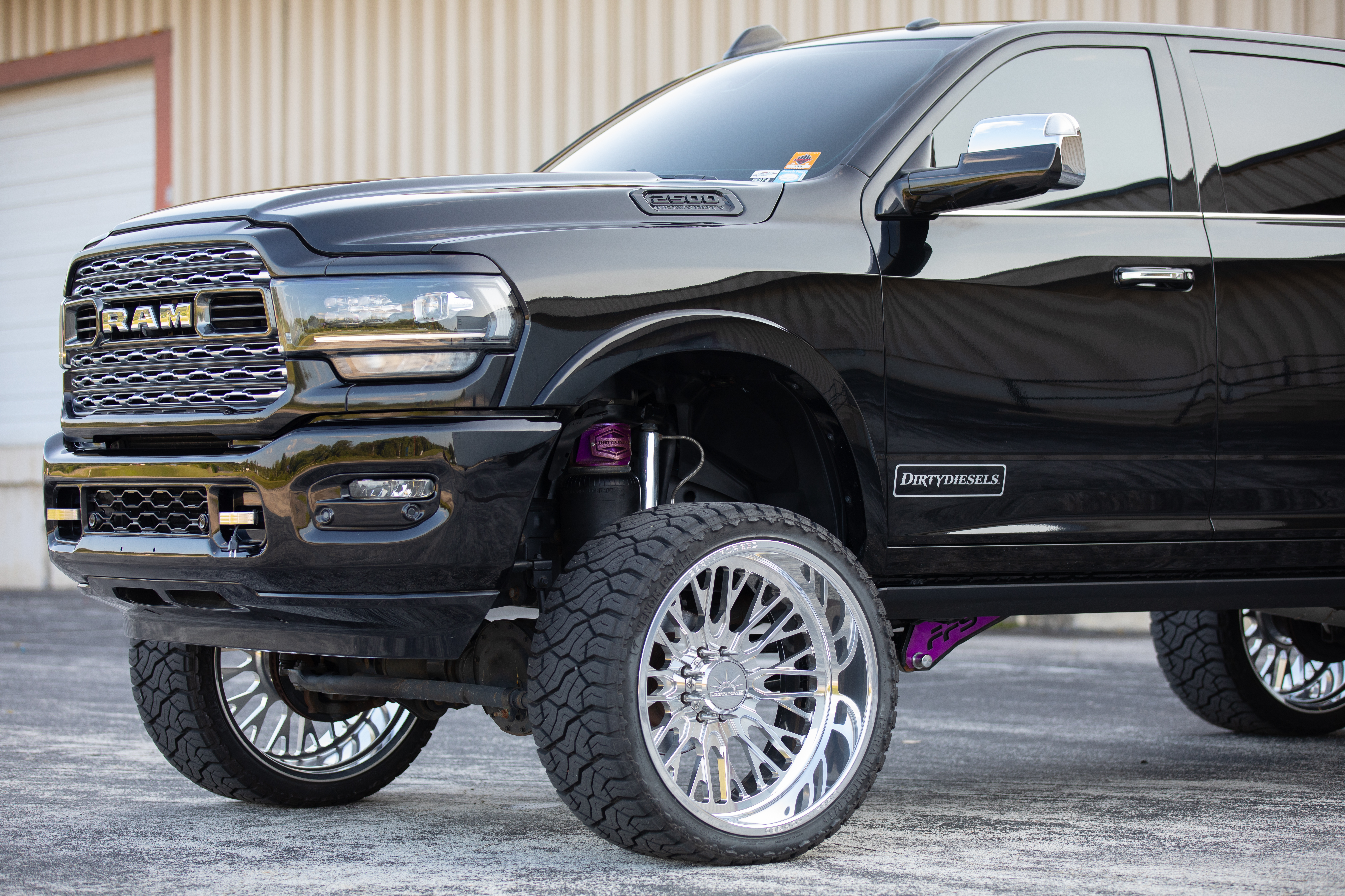 Used 2020 RAM 2500 Limited AWD/4WD image 6