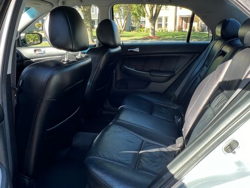 Used 2005 Honda Accord EX-L image 9