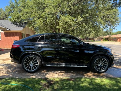 Used 2019 Mercedes-Benz GLE 43 AMG 4MATIC Coupe image 4