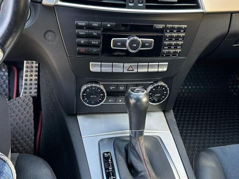 Used 2013 Mercedes-Benz C 250 Sedan image 17