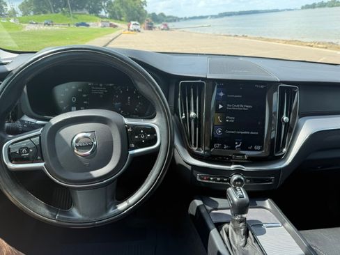 Used 2019 Volvo XC60 T5 Inscription w/ Protection Package Premier FWD image 8