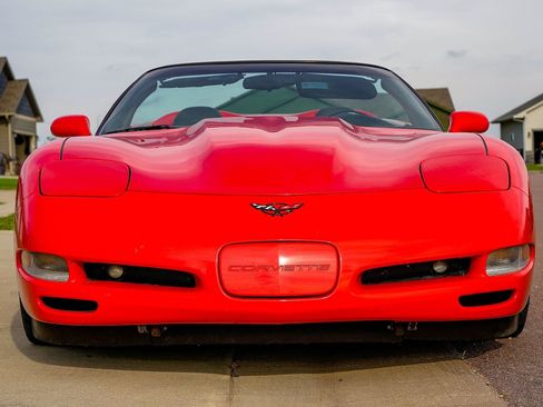 Used 1999 Chevrolet Corvette Convertible w/ Memory Pkg image 5