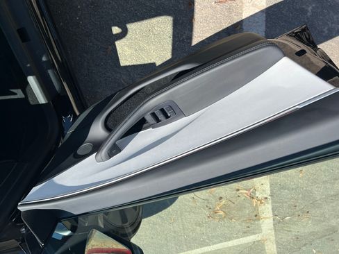 Used 2025 Tesla Model 3 Long Range image 8