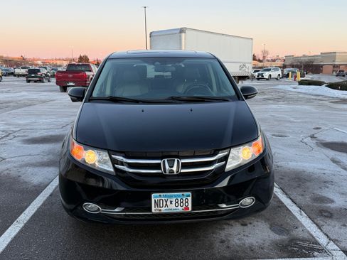 Used 2015 Honda Odyssey Touring image 4