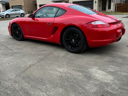 Used 2007 Porsche Cayman image 2