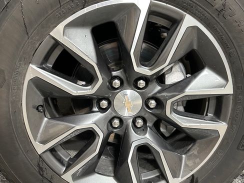 Used 2022 Chevrolet Silverado 1500 LT image 28