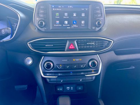 Used 2019 Hyundai Santa Fe SEL image 13