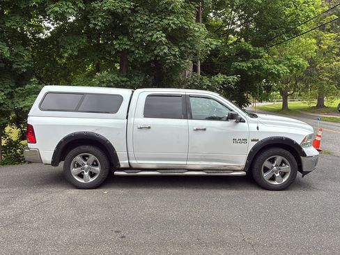 Used 2016 RAM 1500 Big Horn AWD/4WD image 14