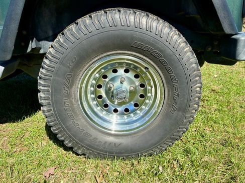 Used 2002 Jeep Wrangler Sahara image 12