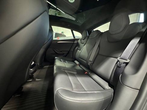 Used 2022 Tesla Model S Plaid image 12