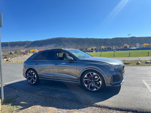 Used 2021 Audi RS Q8 w/ Carbon Optic Package image 2
