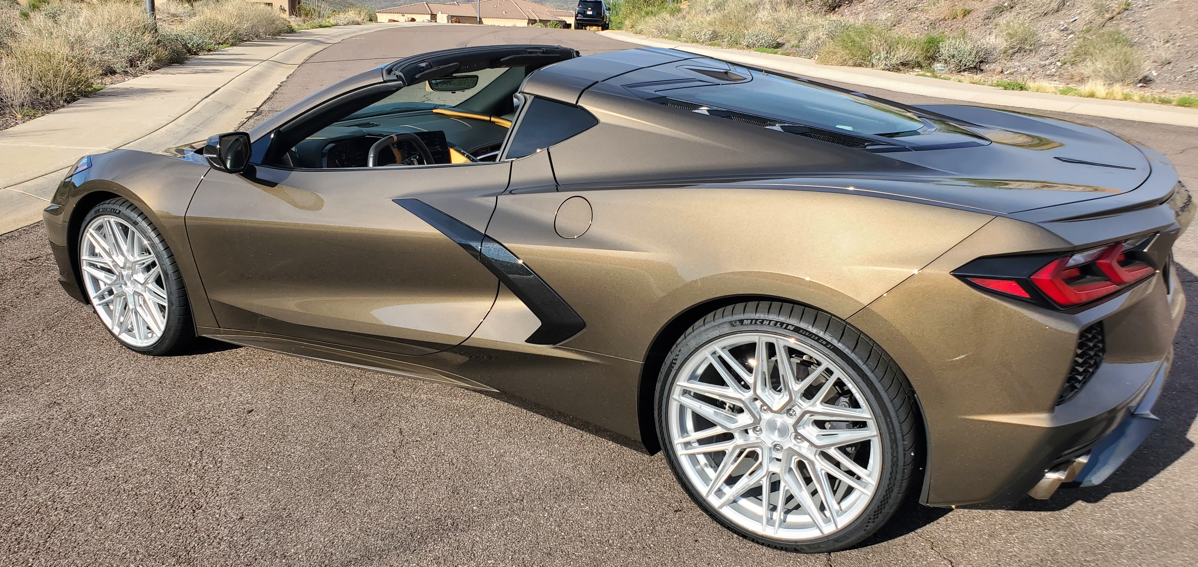 Used 2020 Chevrolet Corvette Stingray Preferred Cpe w/ 2LT Preferred Equipment Group RWD image 6