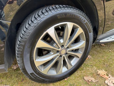 Used 2016 Mercedes-Benz GL 450 4MATIC image 9