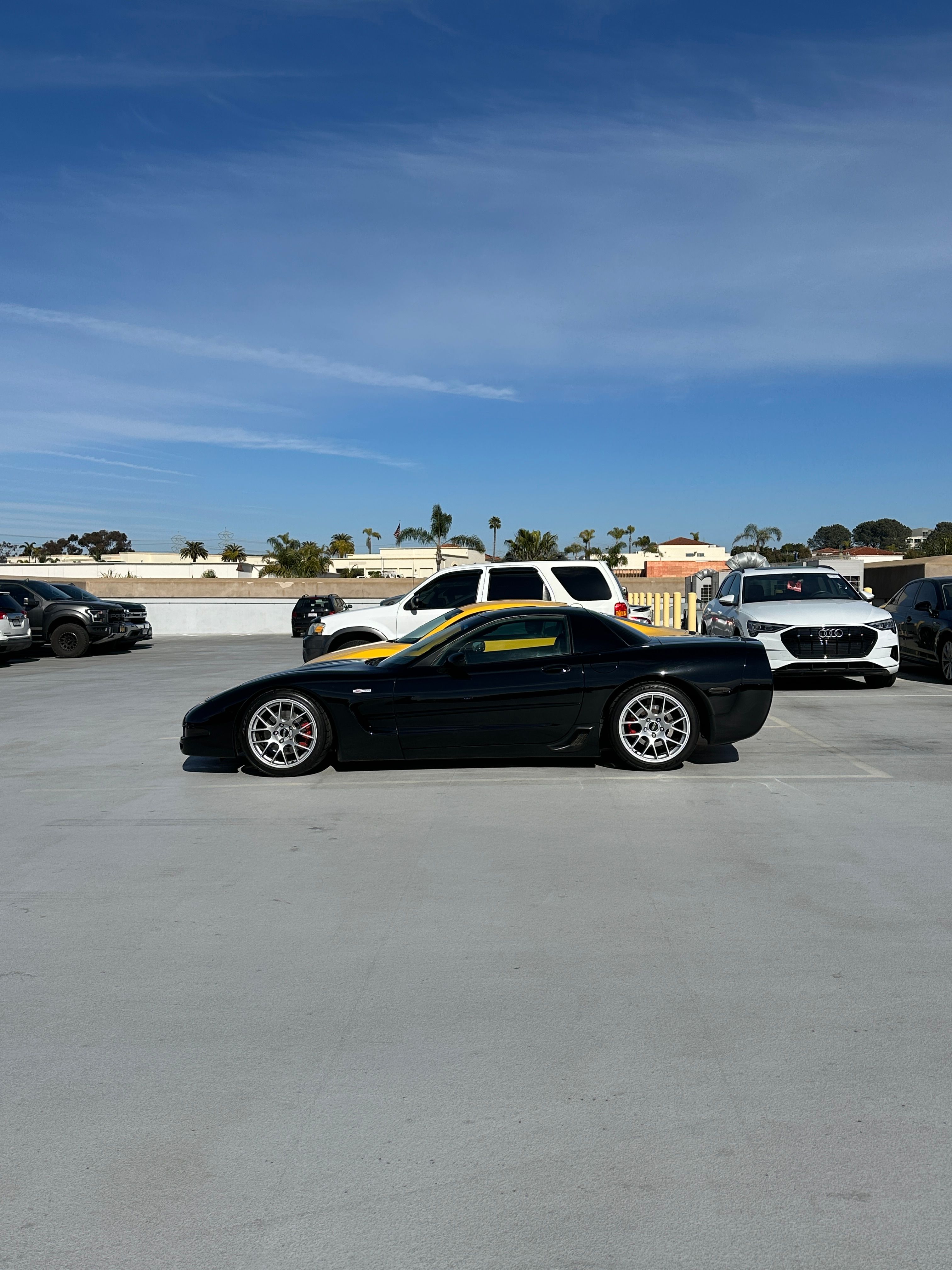 Used 2002 Chevrolet Corvette Z06 w/ Memory Pkg RWD image 9