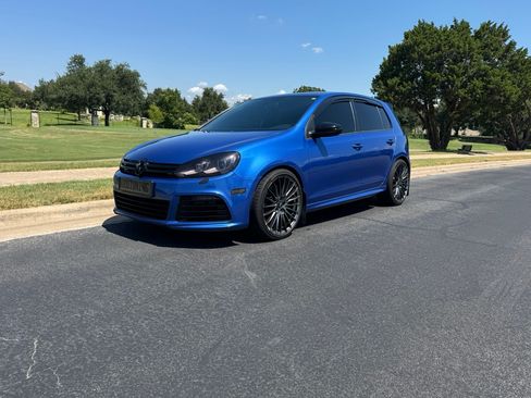 Used 2013 Volkswagen Golf 4-Door image 4