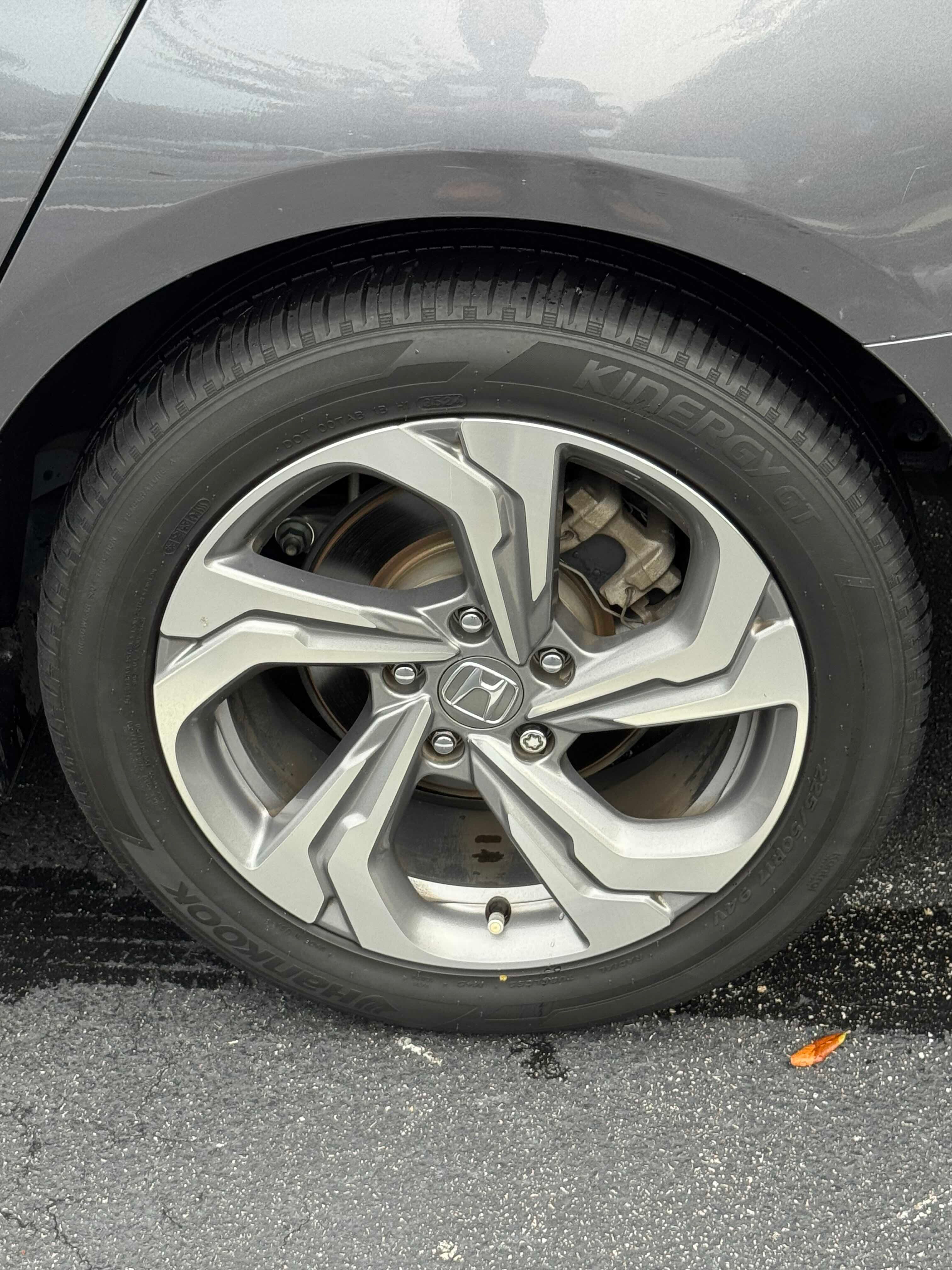 Used 2018 Honda Accord EX-L image 5