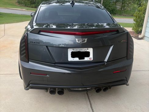 Used 2017 Cadillac ATS V w/ Luxury Package RWD image 6