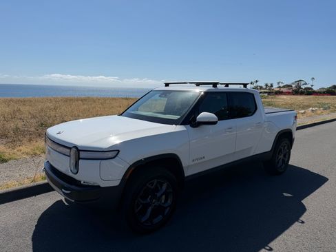 Used 2023 Rivian R1T Adventure AWD/4WD image 1