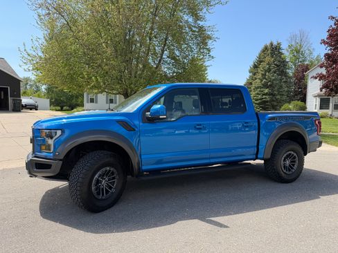 Used 2020 Ford F150 Raptor w/ Equipment Group 802A Luxury AWD/4WD image 1