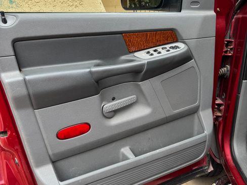 Used 2006 Dodge Ram 2500 Truck SLT w/ Quad Cab Big Horn Value Group image 13