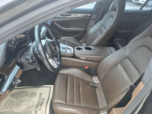 Used 2017 Porsche Panamera Turbo w/ Sport Package image 11
