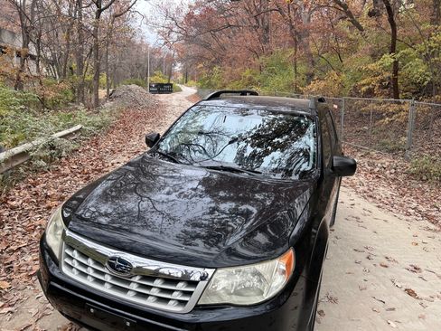 Used 2011 Subaru Forester 2.5X w/ Alloy Wheel Value Pkg image 11