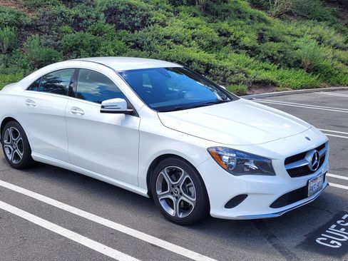 Used 2019 Mercedes-Benz CLA 250 image 1