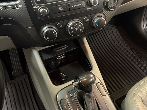 Used 2014 Kia Forte Koup EX w/ EX Premium Package image 13