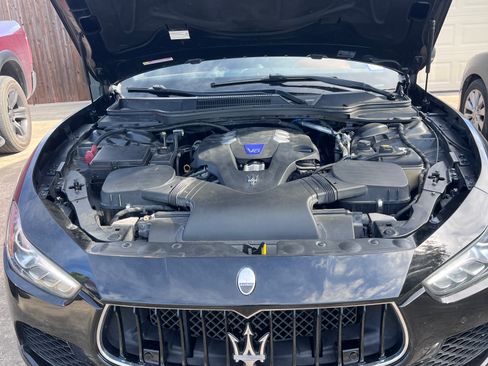 Used 2017 Maserati Ghibli S RWD image 6