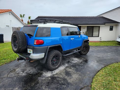 Used 2007 Toyota FJ Cruiser 4WD image 6