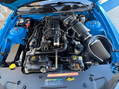 Used 2010 Ford Mustang Shelby GT500 image 12