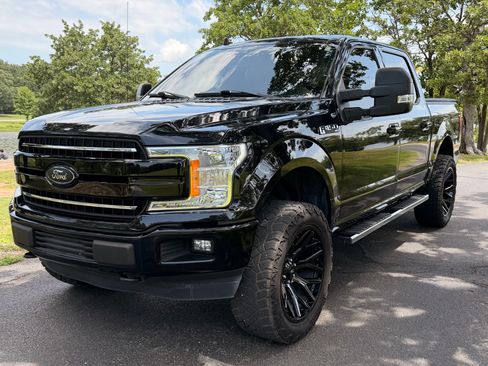 Used 2019 Ford F150 XLT w/ Equipment Group 301A Mid AWD/4WD image 4
