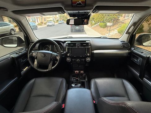 Used 2020 Toyota 4Runner TRD Off-Road Premium w/ Moonroof Package AWD/4WD image 2