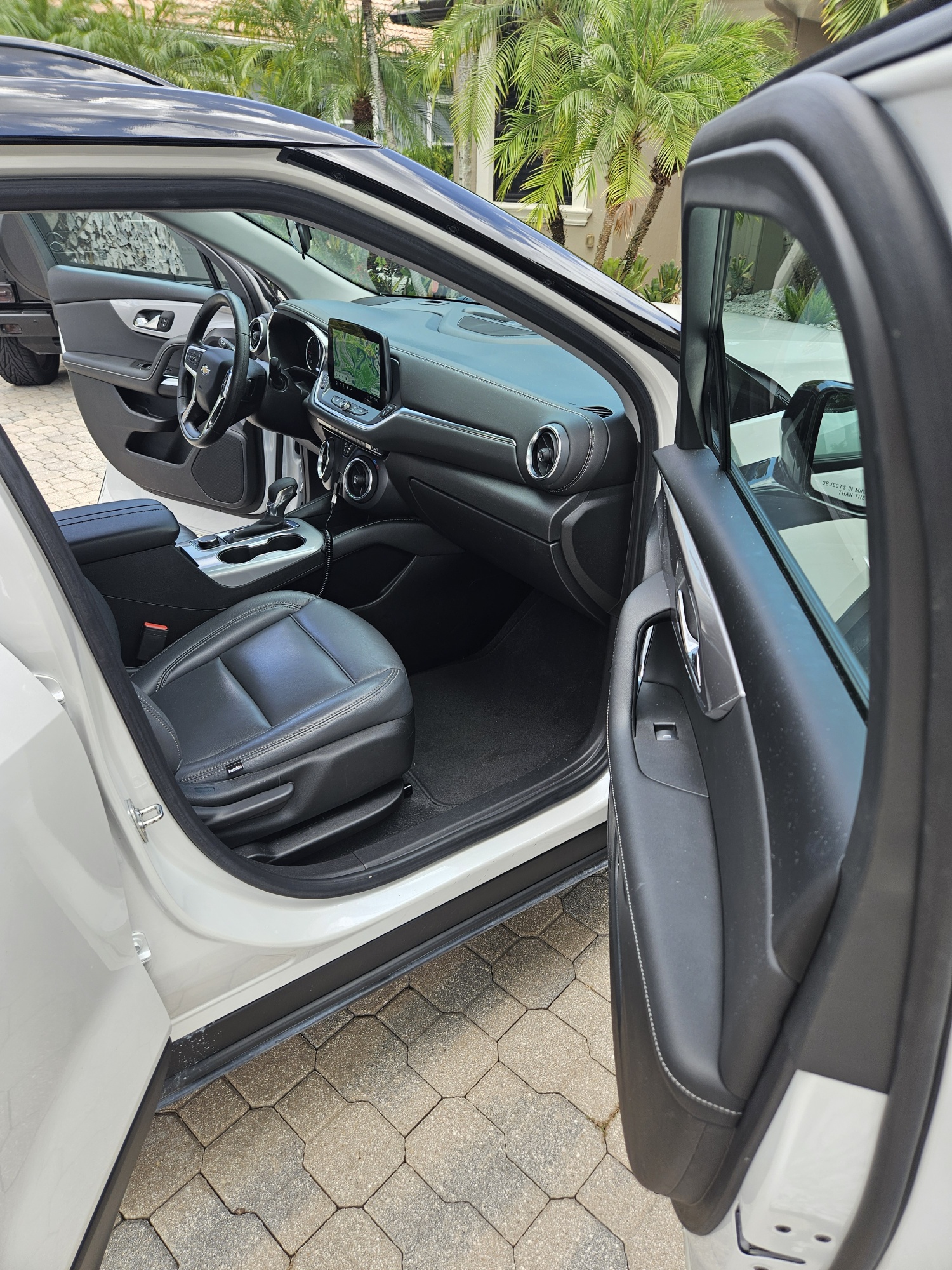 Used 2024 Chevrolet Blazer LT w/ Midnight/Sport Edition FWD image 16