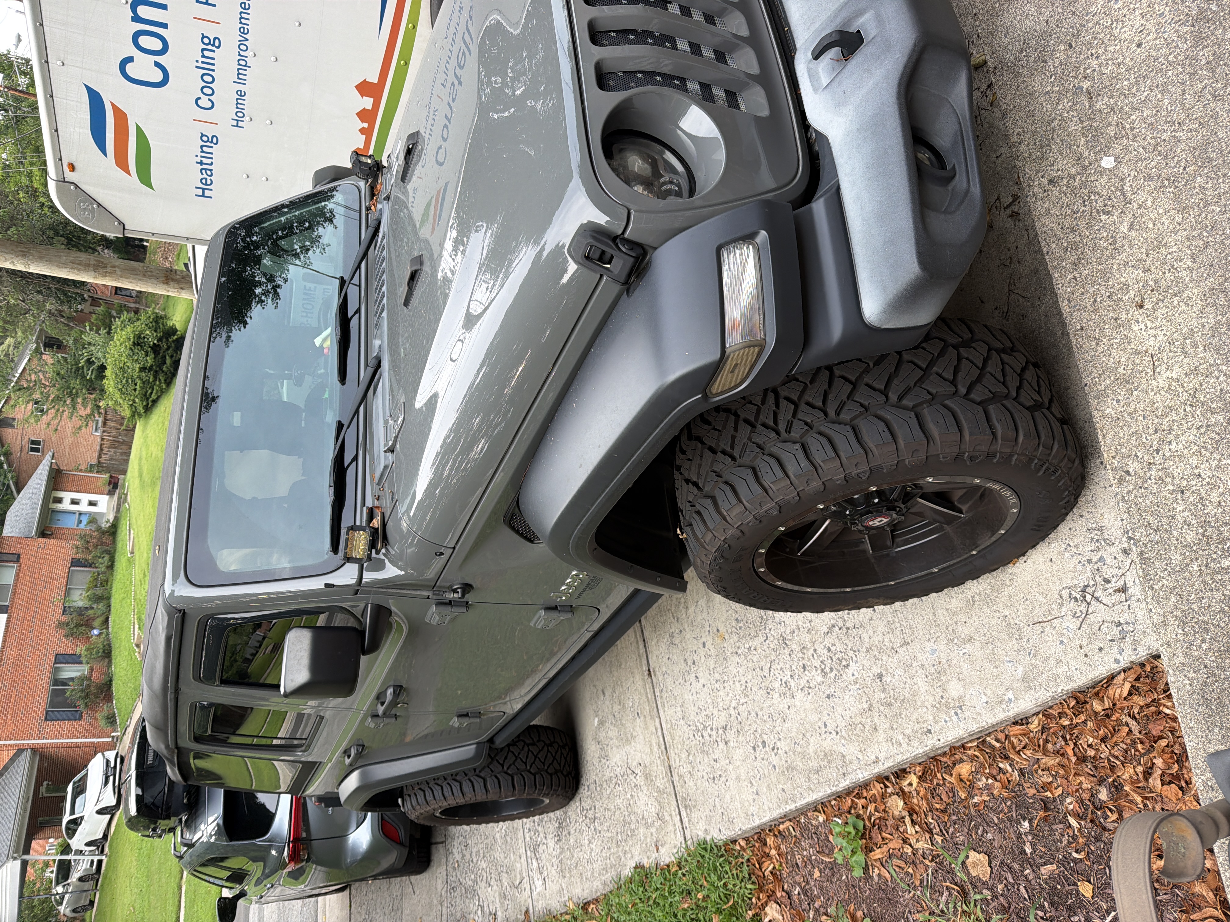 Used 2019 Jeep Wrangler Unlimited Sport S AWD/4WD image 2