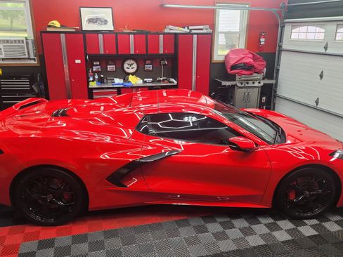 Used 2022 Chevrolet Corvette Stingray Preferred Conv w/ Z51 Performance Package image 2