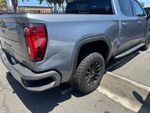 Used 2021 GMC Sierra 1500 AT4 w/ AT4 Premium Package AWD/4WD image 10