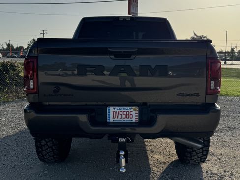 Used 2026 RAM 2500 Limited AWD/4WD image 5