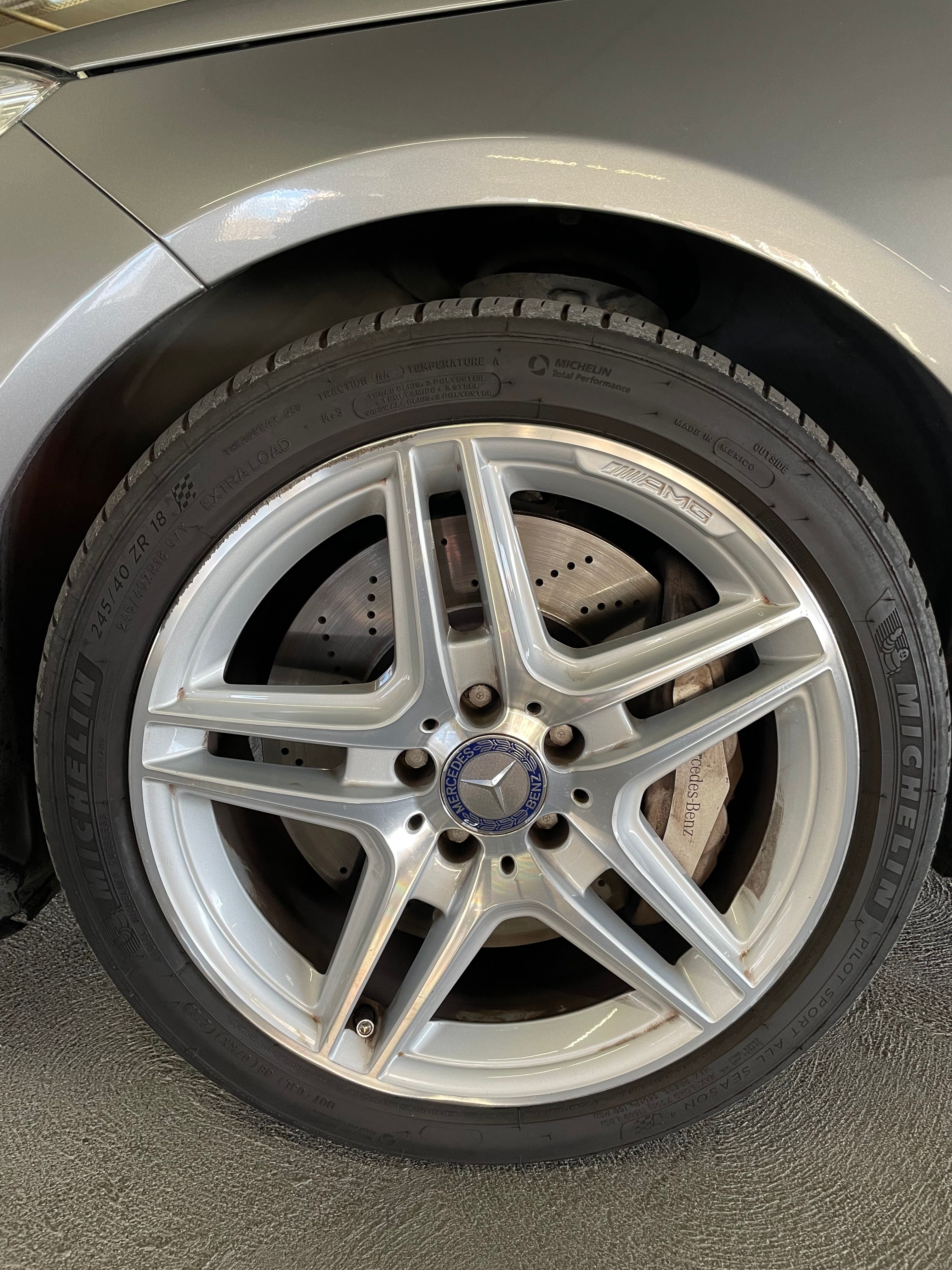 Used 2012 Mercedes-Benz E 550 4MATIC Sedan image 17