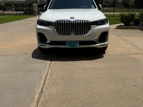 Used 2020 BMW X7 xDrive40i w/ Executive Package AWD/4WD image 8