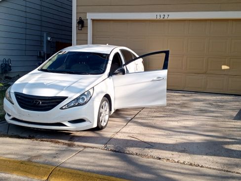 Used 2012 Hyundai Sonata GLS image 2