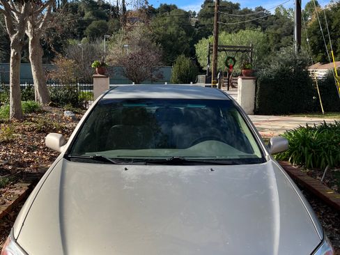 Used 2004 Toyota Camry SE image 1