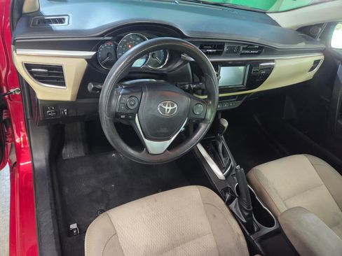 Used 2015 Toyota Corolla LE FWD image 12